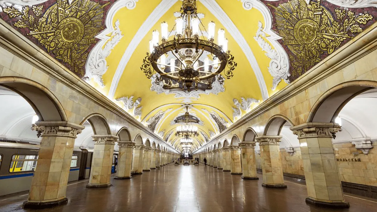 Moscow Metro tour